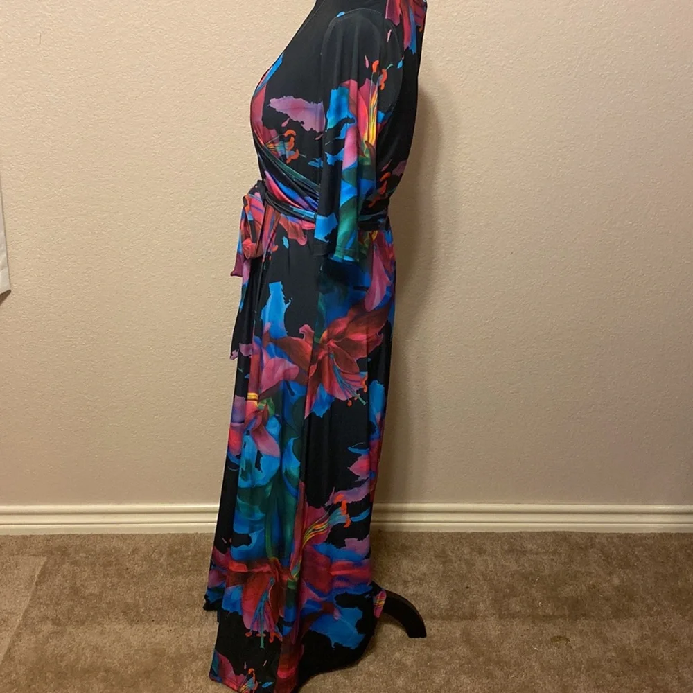 Long Floral V Neck Dress - Picture 2 of 7
